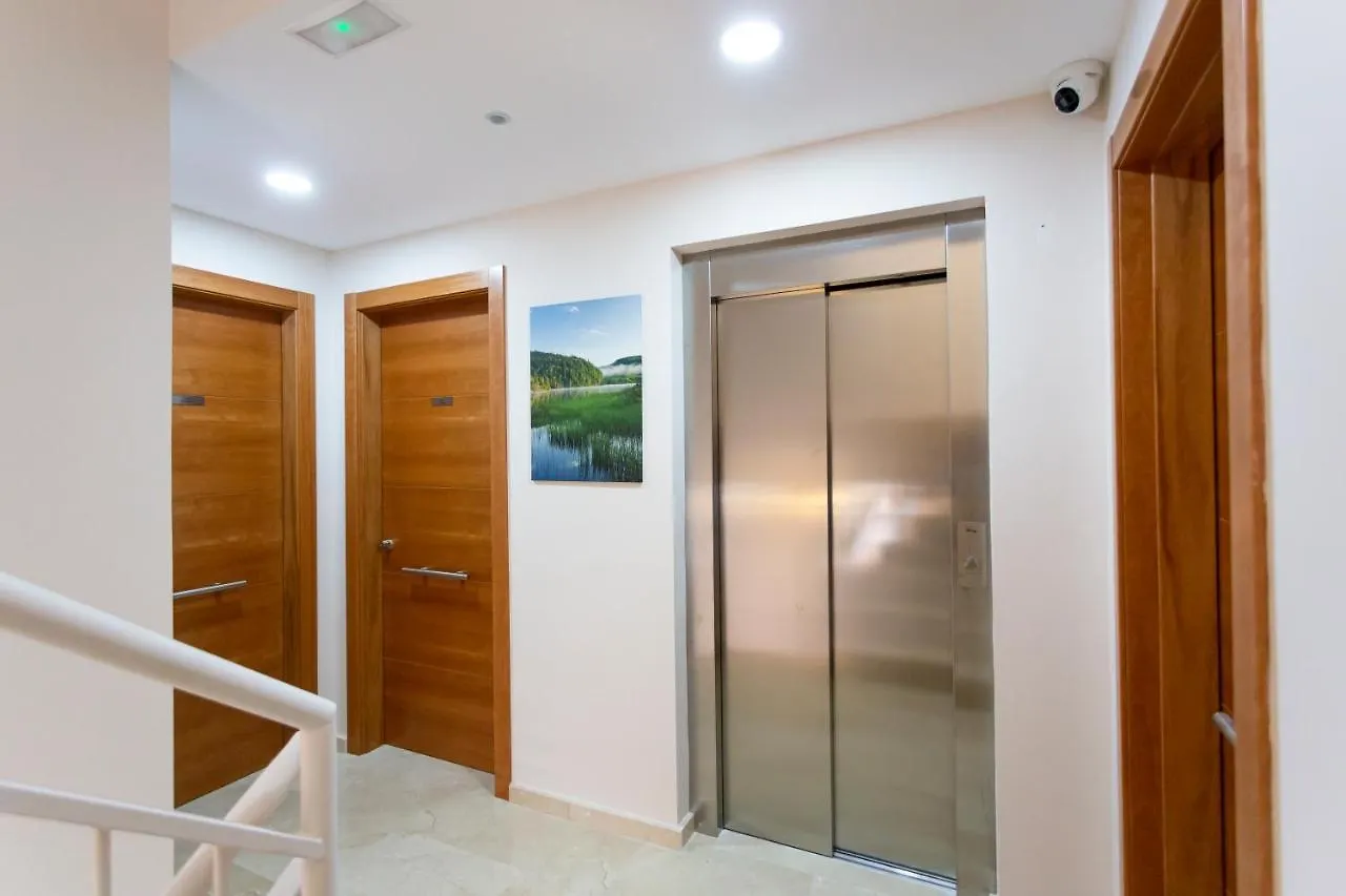 8 Lacus Baikal L'Hospitalet de Llobregat